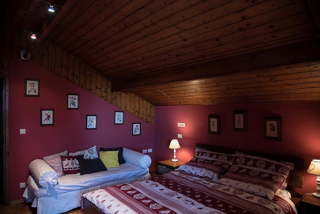 B&B La Capanna Rossa San Romolo Habitación foto