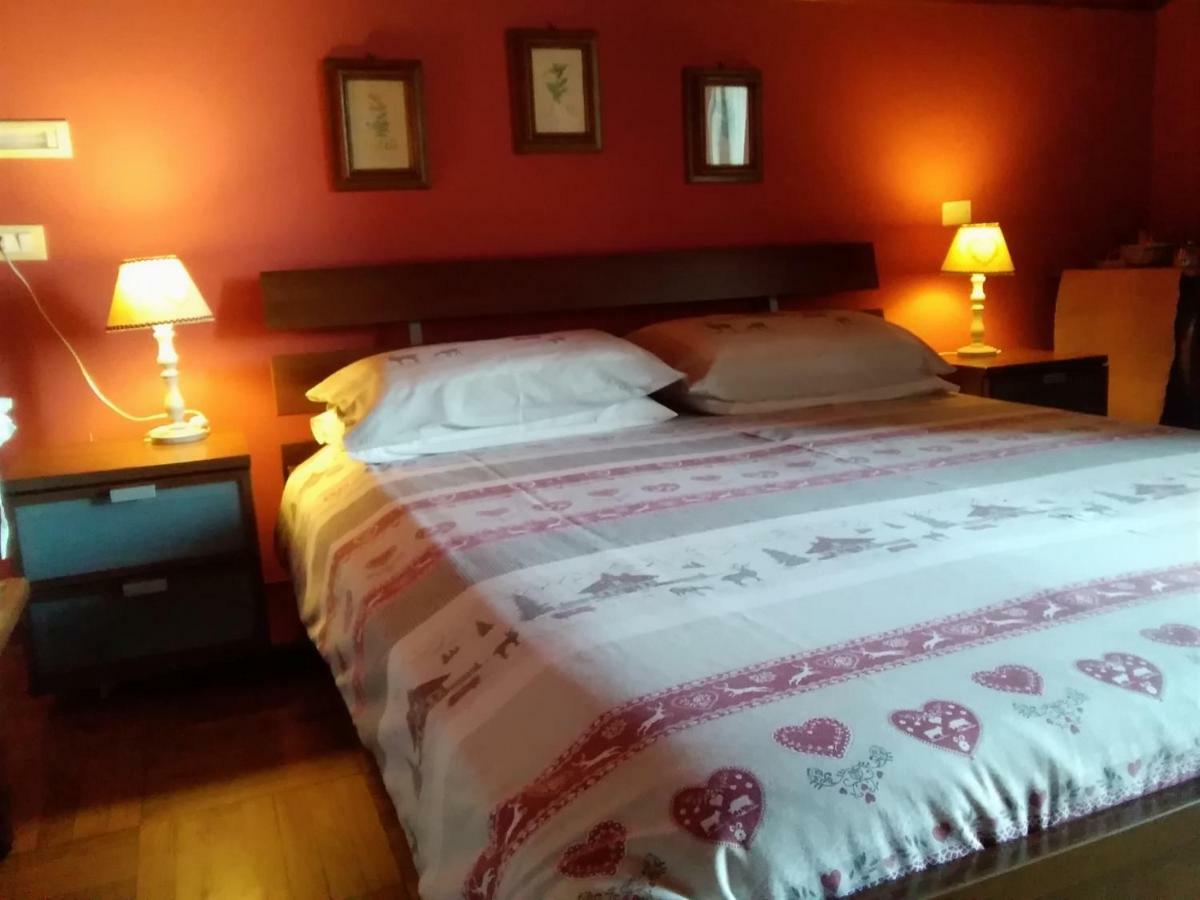 B&B La Capanna Rossa San Romolo Exterior foto